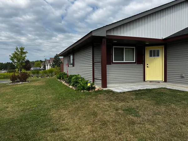 1302 Greentree DR, Saint Croix Falls, WI 54024