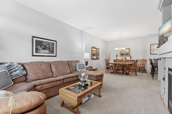1877 Sandcherry CT NW, Rochester, MN 55901