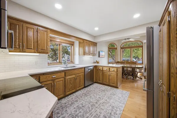 1264 Silverthorn DR, Shoreview, MN 55126