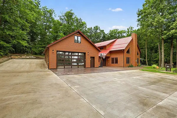 7643 Bear RD, Cushing, MN 56443