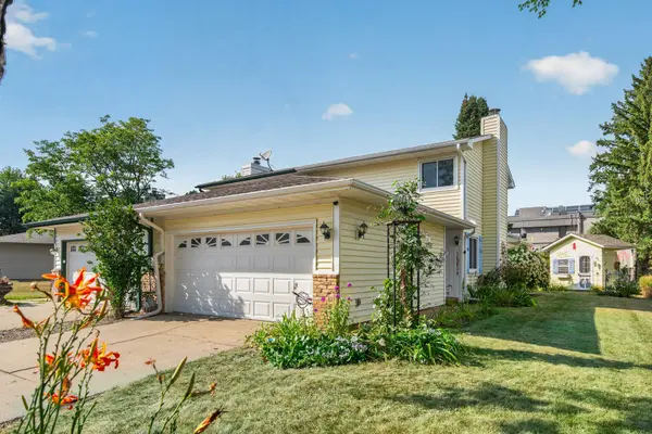 16614 Terrey Pine DR, Eden Prairie, MN 55347