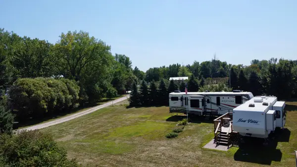 48481 Baileys Bay RD, Big Stone City, SD 57216
