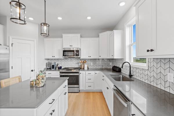 713 Prospect Pointe RD, Jordan, MN 55352