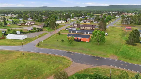 12 Linney ST, Babbitt, MN 55706