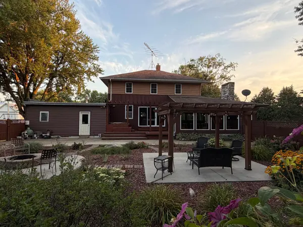 71598 State Highway 56, Hayfield, MN 55940