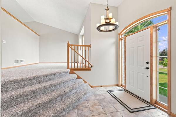 10396 Karston AVE NE, Albertville, MN 55301