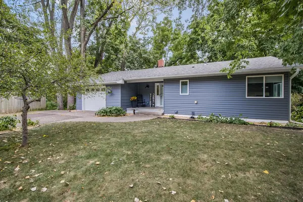 261 6th ST S, Bayport, MN 55003