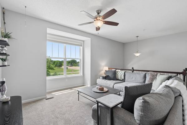 8967 SW Village LOOP, Chanhassen, MN 55317