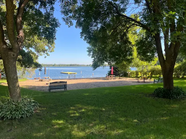 985 Juliet WAY, Avon, MN 56310