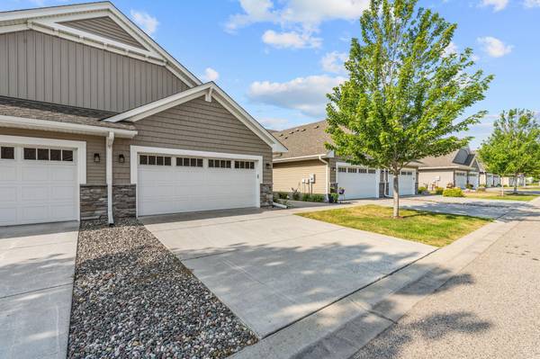 620 Liberty WAY, Vadnais Heights, MN 55127