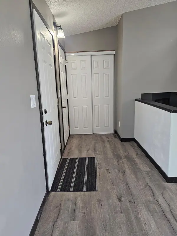3616 Village Green LN, Moorhead, MN 56560