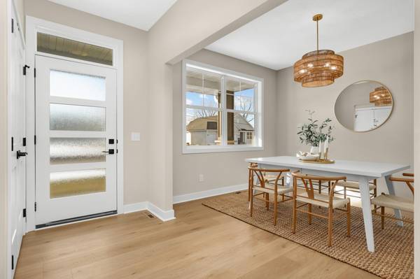 2164 Eustis, Roseville, MN 55113