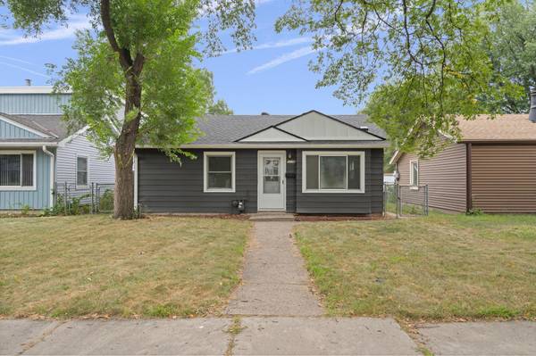 5226 Girard AVE N, Minneapolis, MN 55430