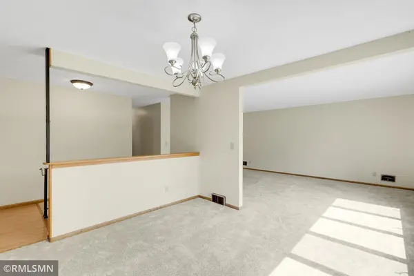 5001 W 98th ST, Bloomington, MN 55437