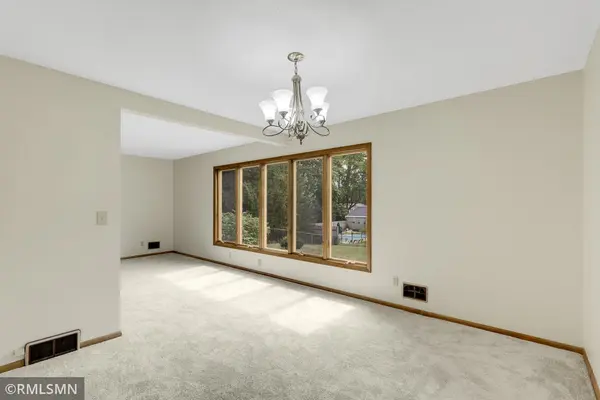 5001 W 98th ST, Bloomington, MN 55437