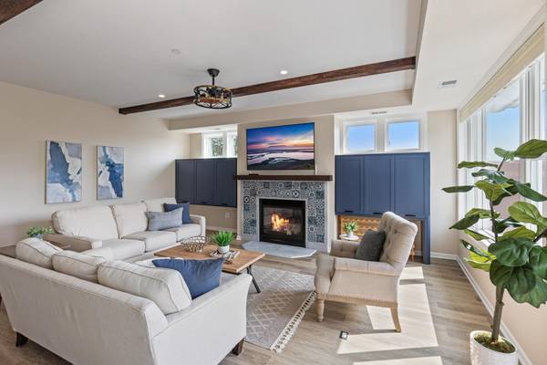 205 Mill ST #S204, Excelsior, MN 55331