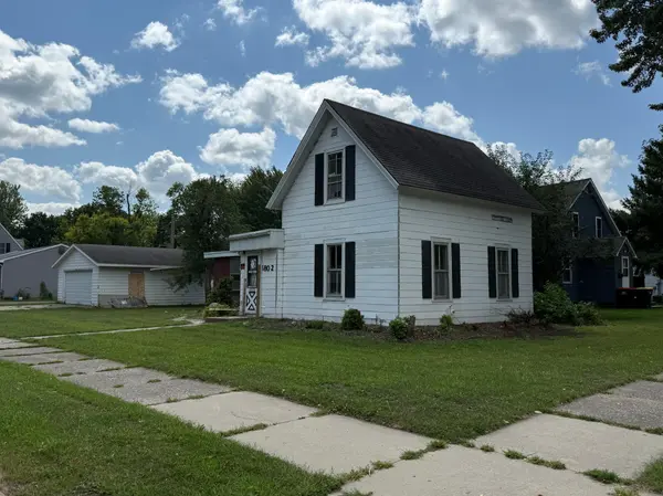802 S Halvorson ST, Redwood Falls, MN 56283
