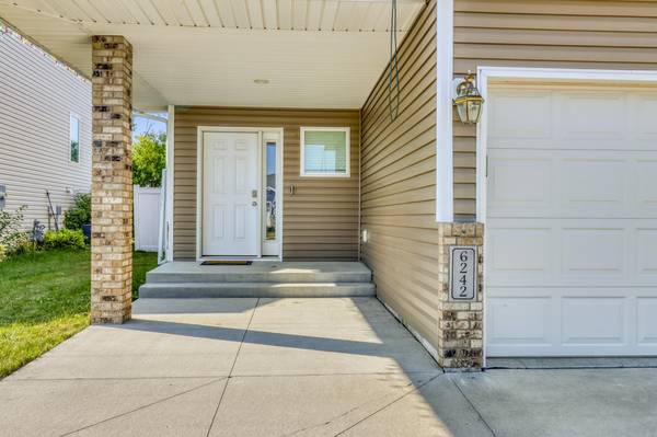 6242 63rd AVE S, Fargo, ND 58104