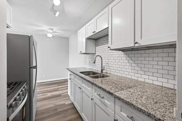 2500 Blaisdell AVE #206, Minneapolis, MN 55404