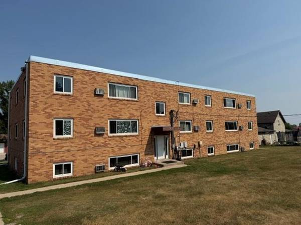 910 Maple ST, Lisbon, ND 58054