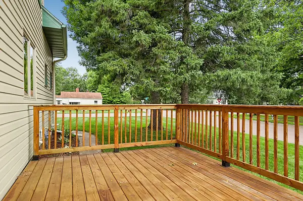 555 2nd AVE NW, Milaca, MN 56353