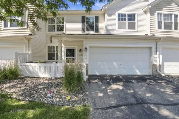 1574 Liberty CIR, Shakopee, MN 55379