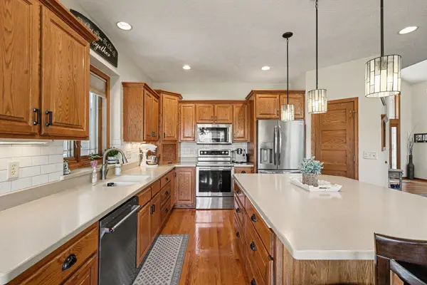 301 9th ST SE, New Prague, MN 56071