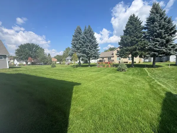 9820 Upper 89th ST S, Cottage Grove, MN 55016