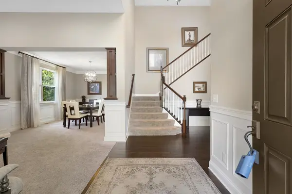 2147 Spring Lake CT, Shakopee, MN 55379
