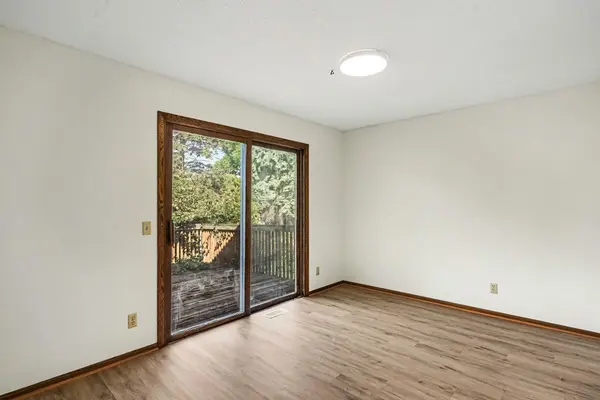 3053 Pine Ridge DR, Eagan, MN 55121
