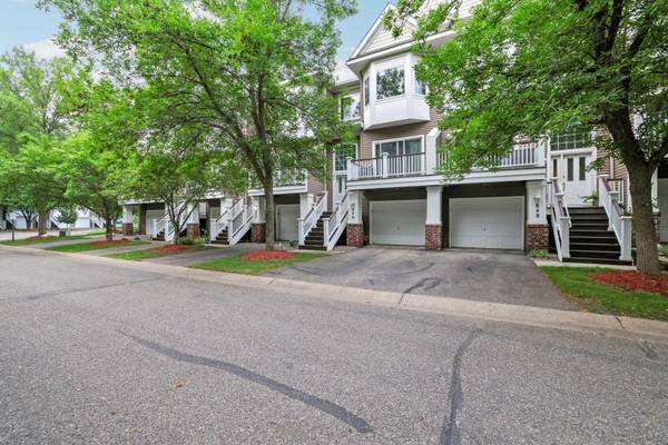 846 Trenton LN N, Plymouth, MN 55441