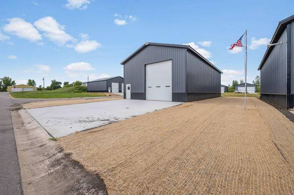 311 Ashlynn CT, Courtland, MN 56021
