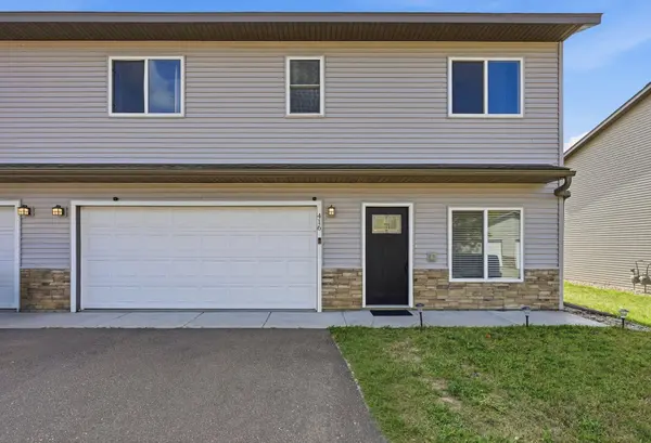 416 Sierra PL, Roberts, WI 54023