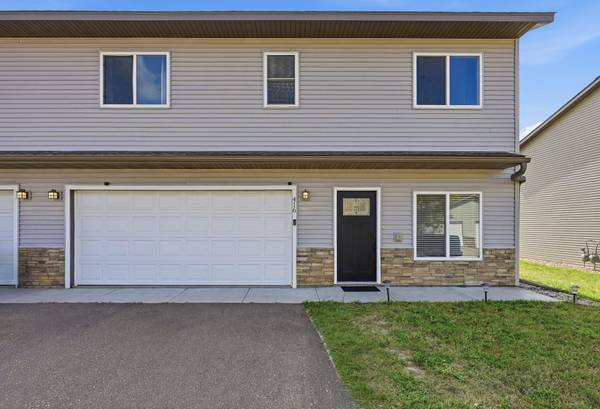 416 Sierra PL, Roberts, WI 54023