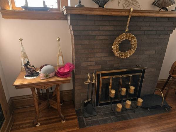 1537 Midway Pkwy, Saint Paul, MN 55108