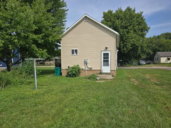 214 E 8th ST, Fairmont, MN 56031