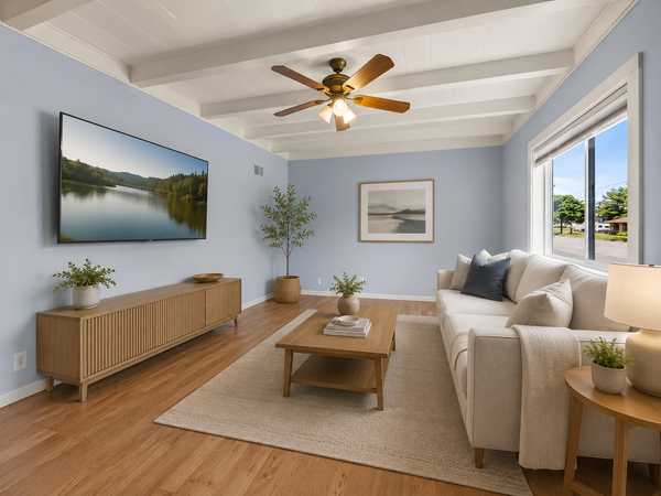 1000 W Lyon AVE, Lake City, MN 55041