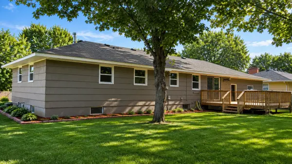 5901 Ewing AVE N, Brooklyn Center, MN 55429