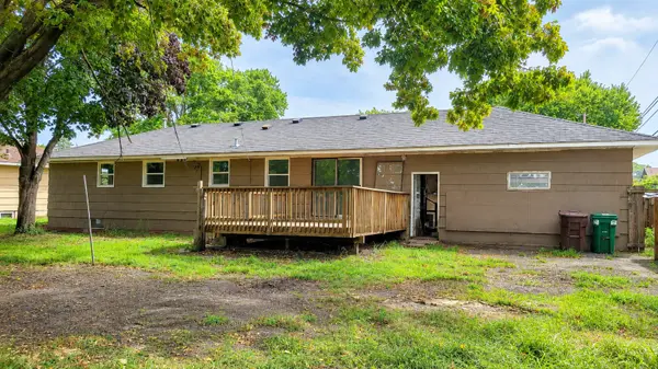 5901 Ewing AVE N, Brooklyn Center, MN 55429