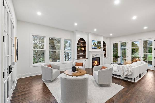 4717 Meadow RD, Edina, MN 55424