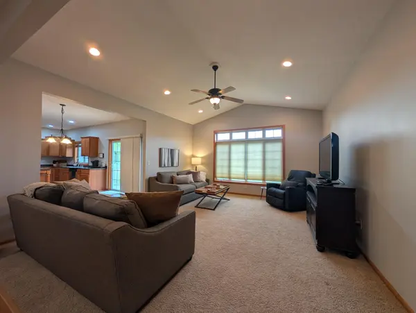 501 Mercedes DR, Marshall, MN 56258