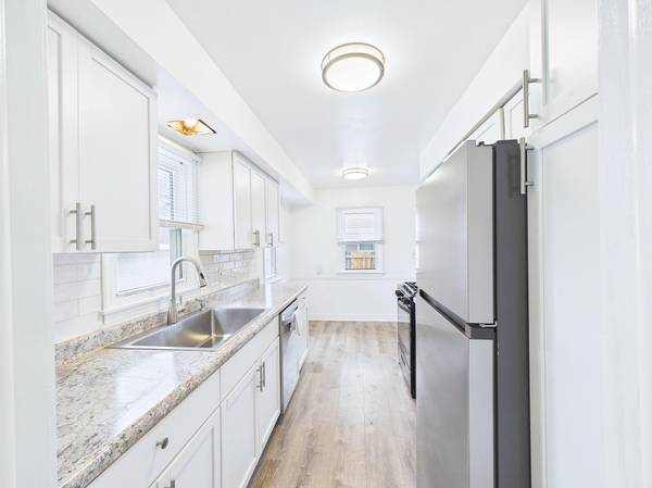 6306 Lee AVE N, Brooklyn Center, MN 55429