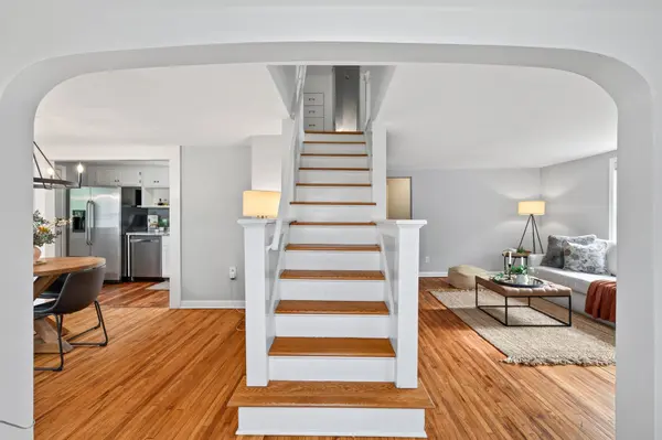 115 S Cedar ST, Chaska, MN 55318