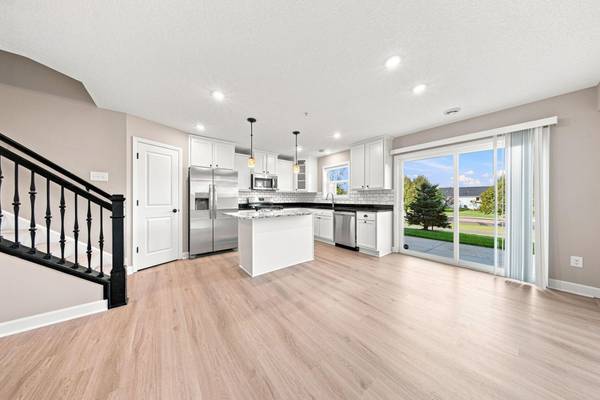 3278 Lakewood TRL, Woodbury, MN 55129
