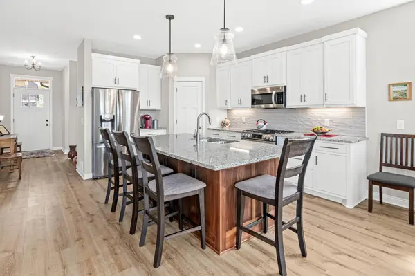 29264 Kenwood WAY, Chisago City, MN 55013