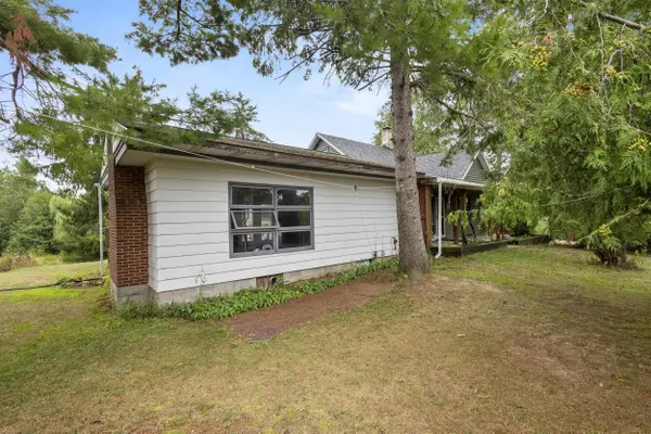 W5223 COUNTY RD 338, Wallace, MI 49893