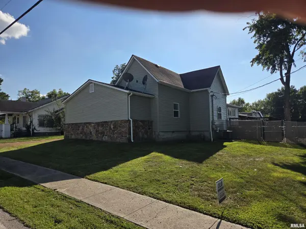 1306 MONROE AVE, Johnston City, IL 62951