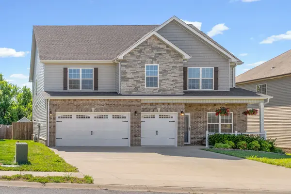 1337 Winterset Dr, Clarksville, TN 37040