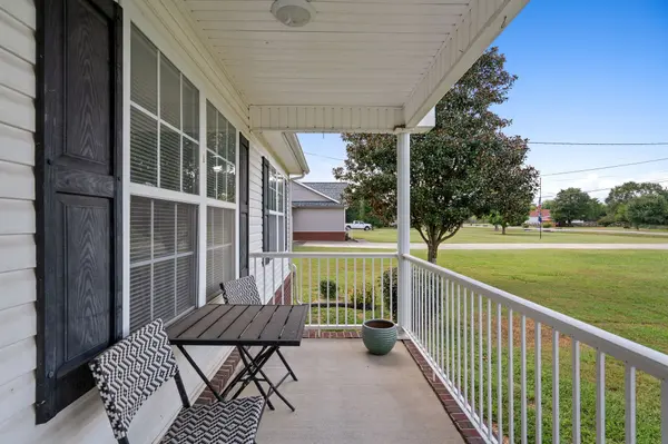 2431 Vanlawn Ln, Christiana, TN 37037