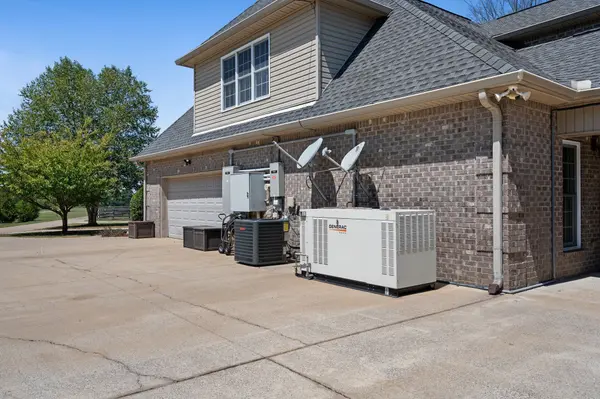 1655 S Lovvorn Rd, Christiana, TN 37037